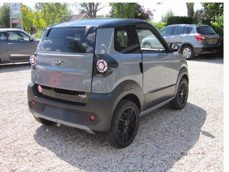 afbeelding Myli Executive EV12 -elektrisch-