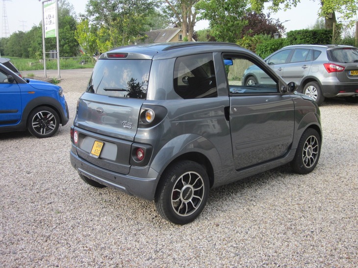 45-kmauto met stille motor