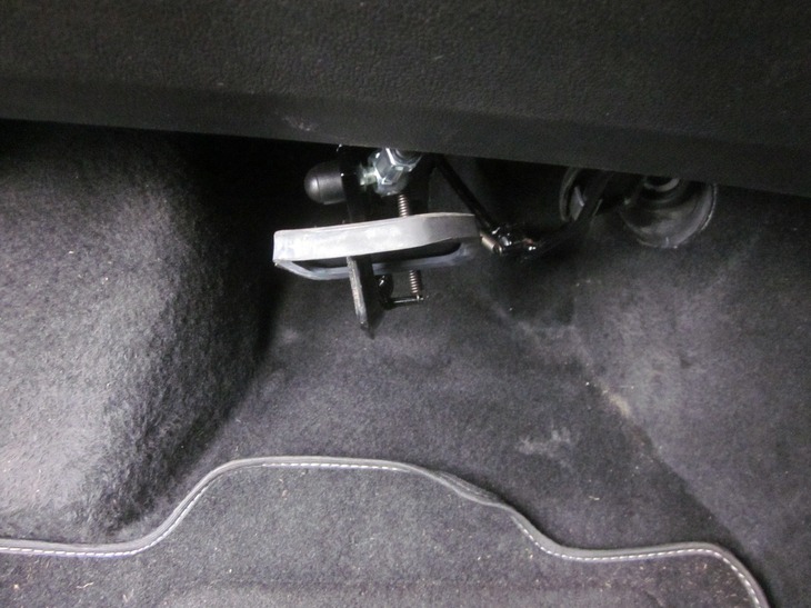 afbeelding Crossover Premium handbediening rem en gas