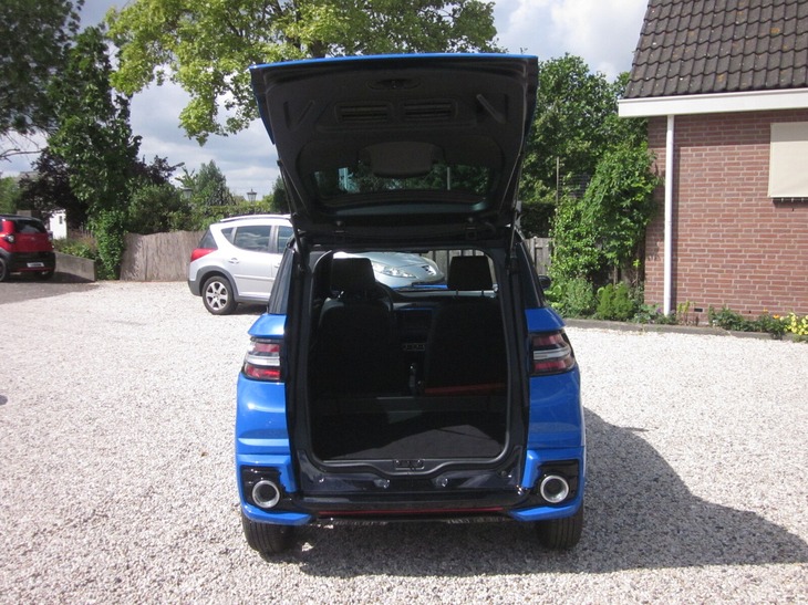 Brommobiel met grote korfferruimte
