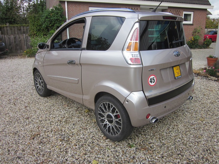 Comfortabele Microcar brommobiel