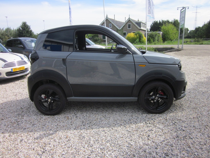 afbeelding Myli R.Ebel EV12 -elektrisch-