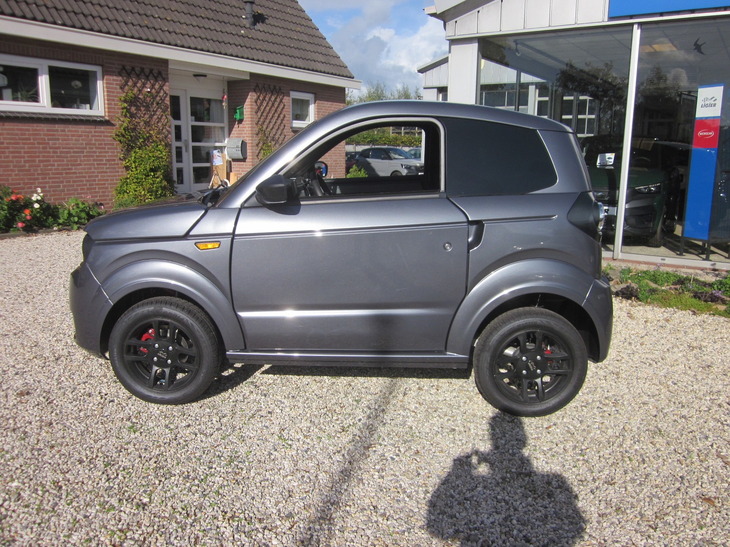 Grijze Minicar