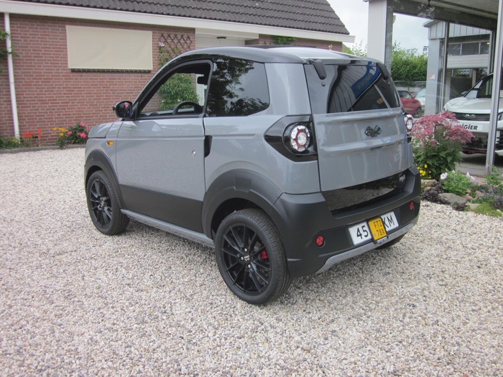 afbeelding Myli Executive EV12 -elektrisch-