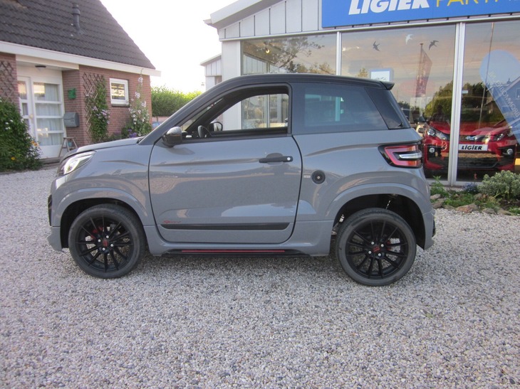 Ligier brommobiel