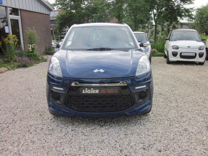 Ligier JS50L Blueline
