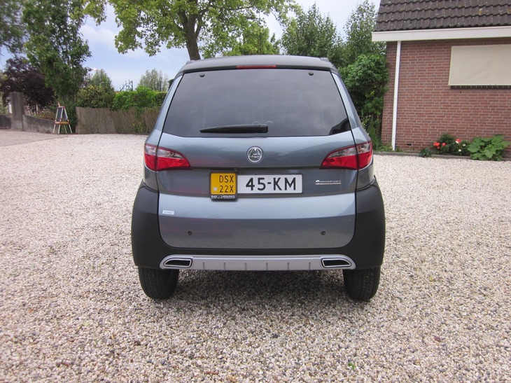 afbeelding Crossover Premium handbediening rem en gas