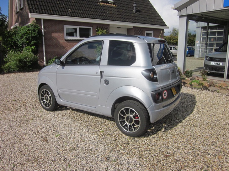 nette microcar MGo Dci