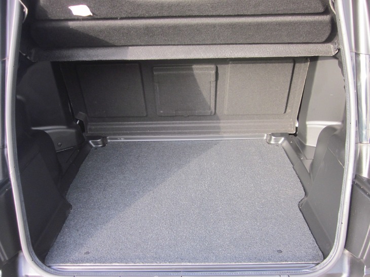 Ruimte voor uw rollator in deze Microcar