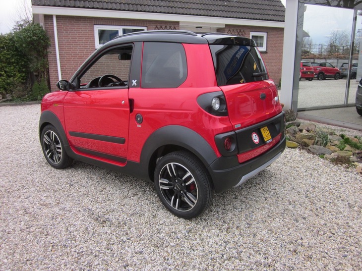 Stoere brommobiel met lage km-stand